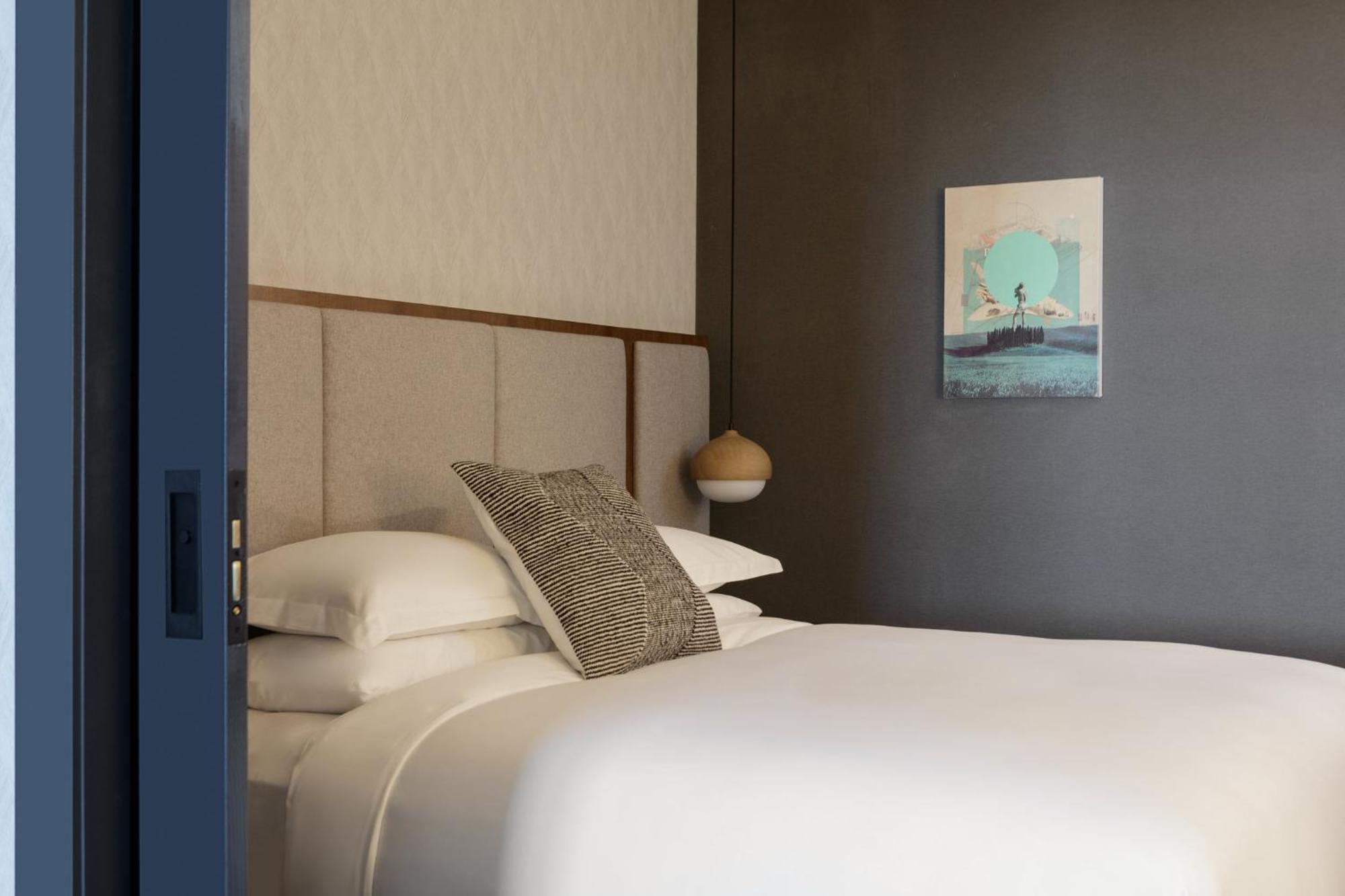 Kimpton - Armory Hotel Bozeman By Ihg エクステリア 写真